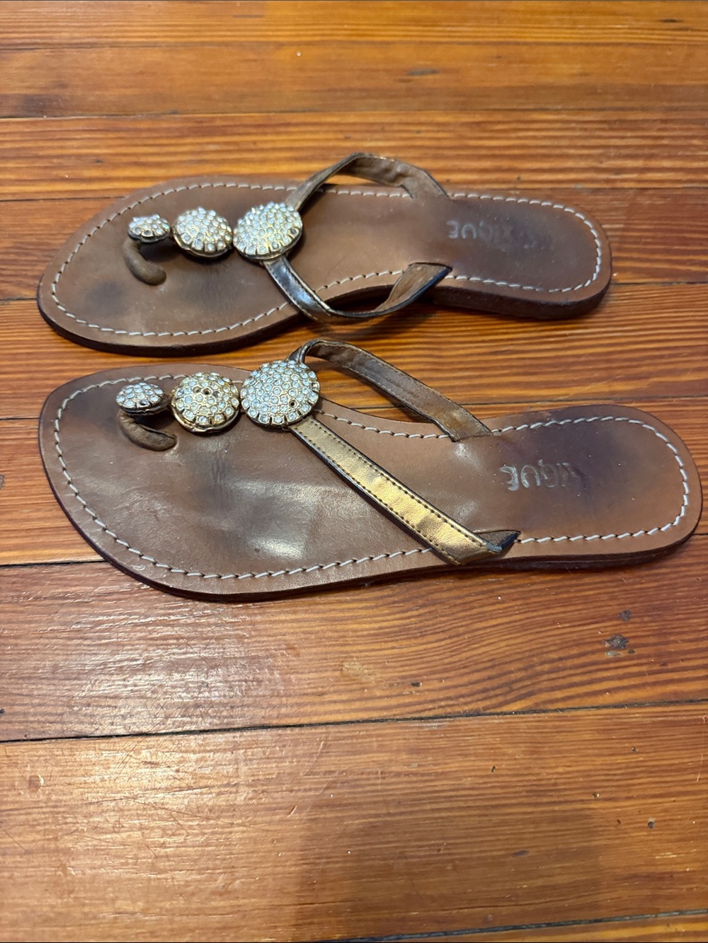 Mystique Boutique Brown Genuine Leather Jeweled Thong Sandals size 9